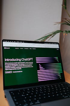 Sora融入ChatGPT的背后逻辑；从独立应用低迷到平台协同，OpenAI如何重振视频生成热潮