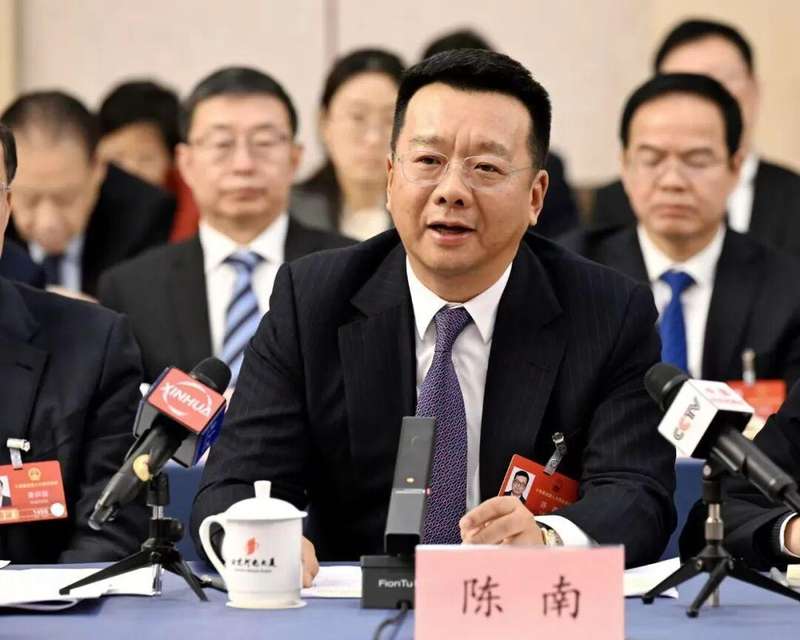  陈南接棒三全；家族企业转型平台型；创新驱动长期稳健发展。 企业服务